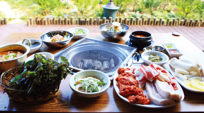 산천애