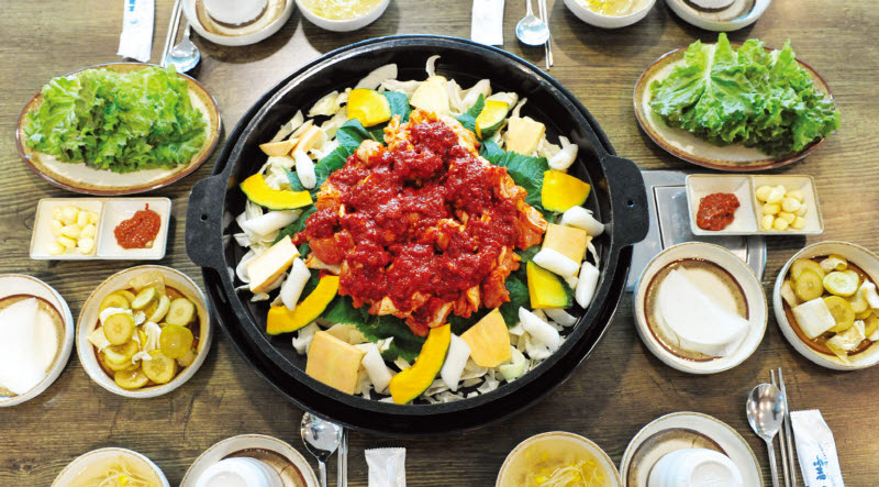 원조닭갈비 막국수(구.축령산청정식)